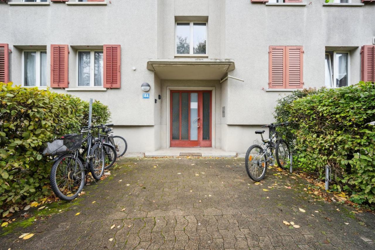 Ferienwohnung Altwiesenstrasse 144 Zürich Exterior foto