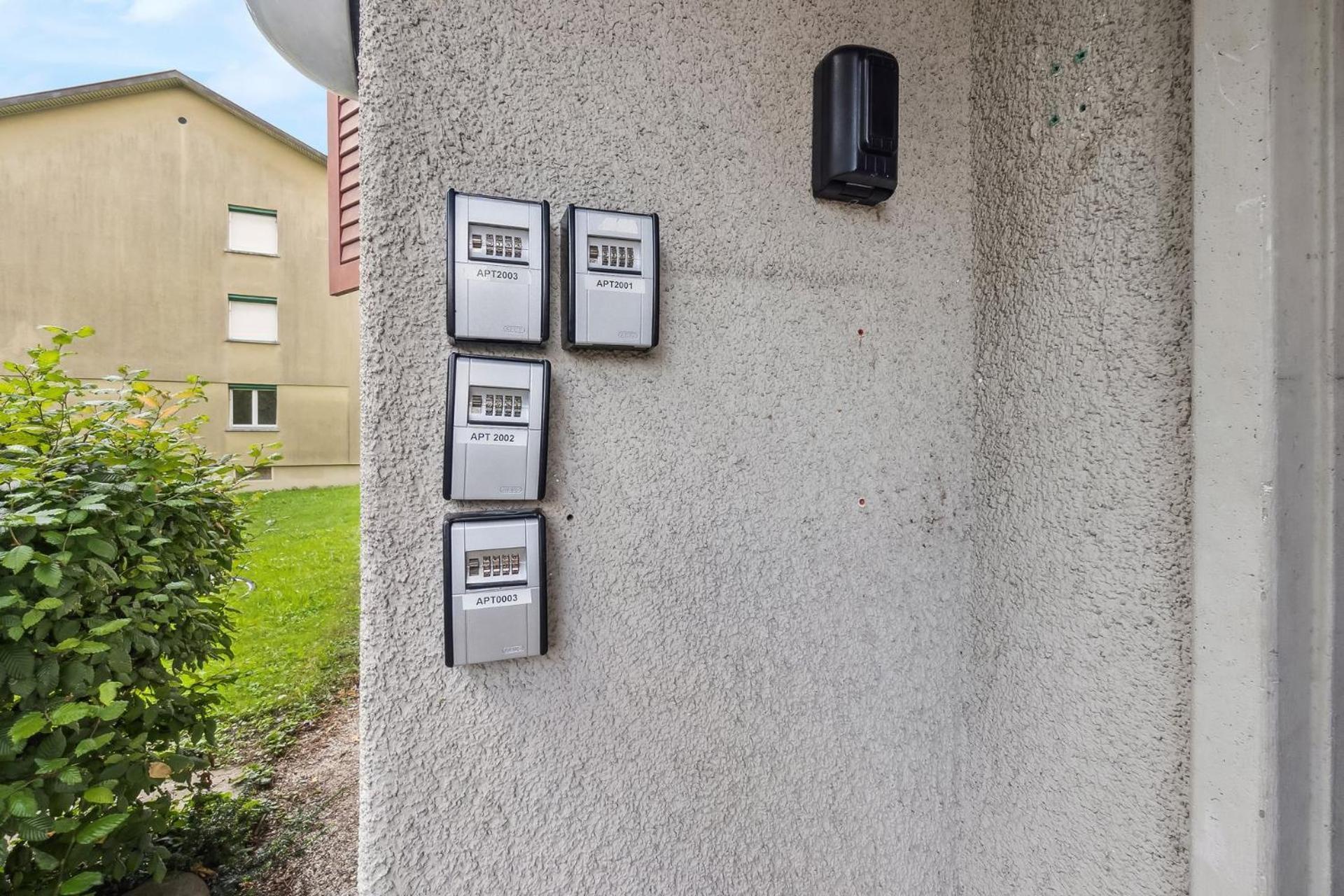 Ferienwohnung Altwiesenstrasse 144 Zürich Exterior foto